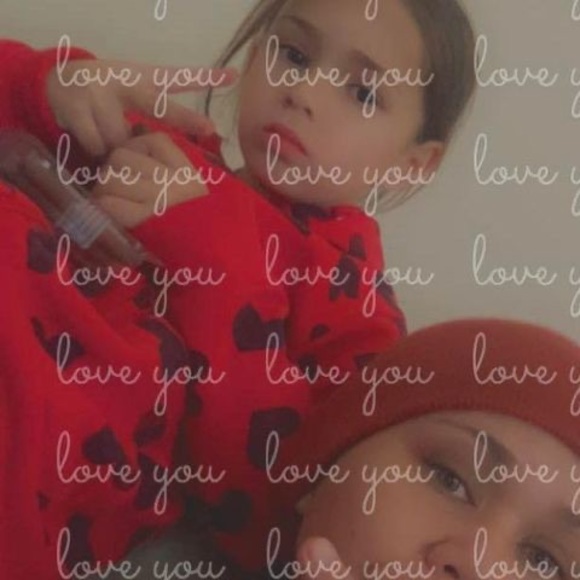 Meet your Posher, Jodie - Picture 1 of 1